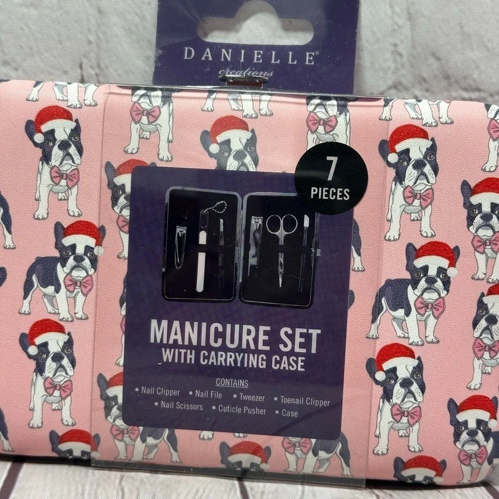 NWT danielle manicure set with carrying case cala nail files boston terrier